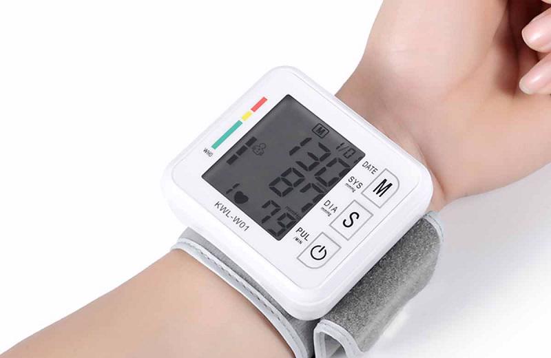 Tại sao cần đo huyết áp thường xuyên, đo huyết áp khi nào tốt nhất? - Ảnh 3.