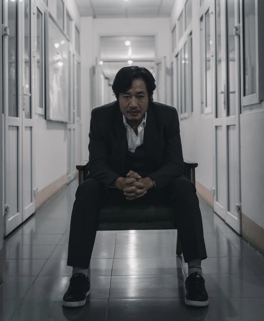 Soi profile của 'Mr. Cứ tin thôi' trong 'Dưới bóng cây hạnh phúc' - Ảnh 4. Soi profile của 'Mr. Cứ tin thôi' trong 'Dưới bóng cây hạnh phúc' - Ảnh 4.