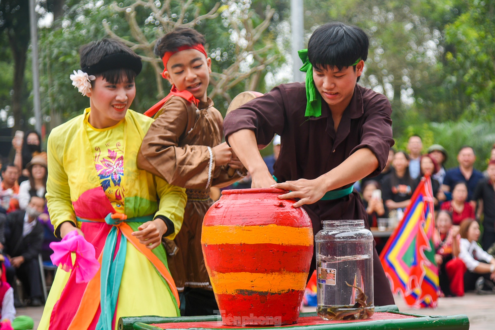 Lễ hội kén rể có niên đại nghìn năm tại Hà Nội - Ảnh 11.