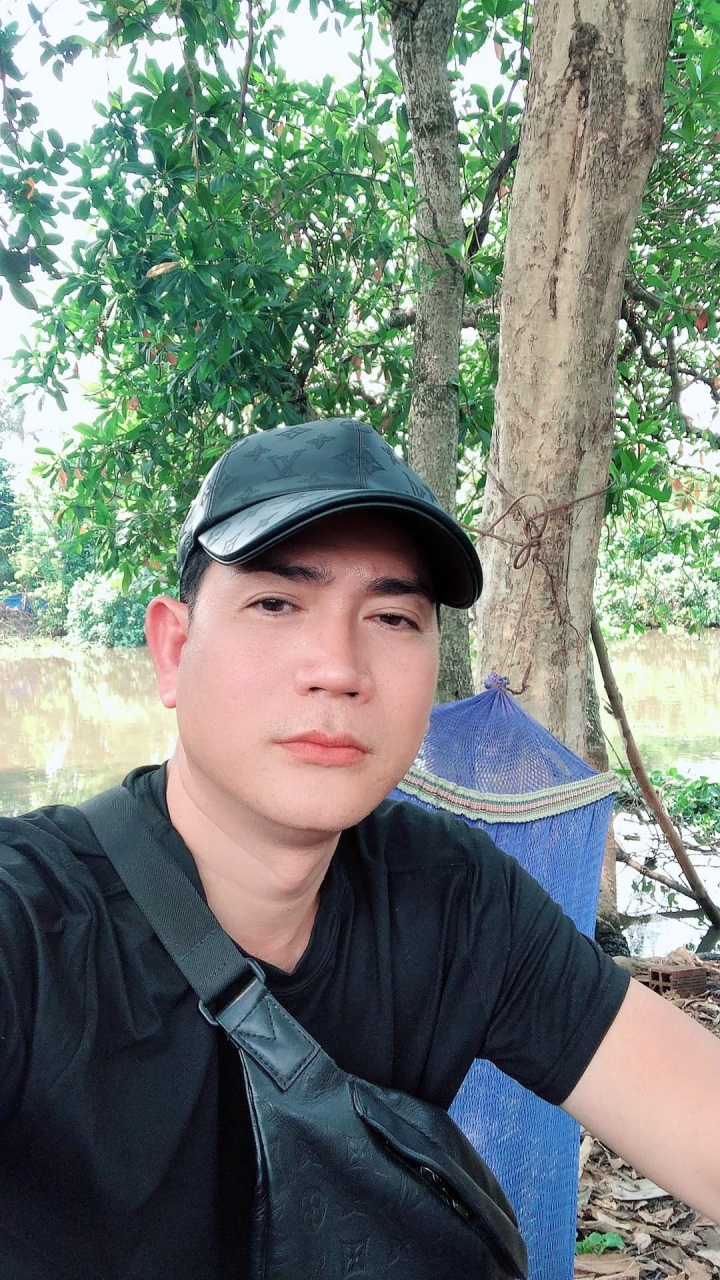 Sao Việt 22/2: Đan Trường và vợ cũ gặp gỡ gia đình Cường Đô La - Ảnh 7. Sao Việt 22/2: Đan Trường và vợ cũ gặp gỡ gia đình Cường Đô La - Ảnh 7.