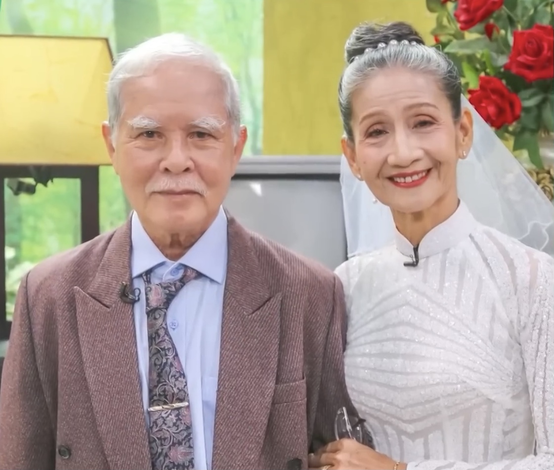 Cô gái đẹp bỏ sự nghiệp, danh vọng để đi theo tiếng gọi tình yêu, 70 tuổi mới được làm đám cưới - Ảnh 4. Cô gái đẹp bỏ sự nghiệp, danh vọng để đi theo tiếng gọi tình yêu, 70 tuổi mới được làm đám cưới - Ảnh 4.