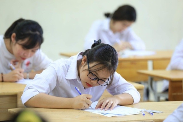 PGS.TS Huỳnh Văn Chương: Thi học sinh giỏi Quốc gia, học sinh không nên quá áp lực - Ảnh 1.