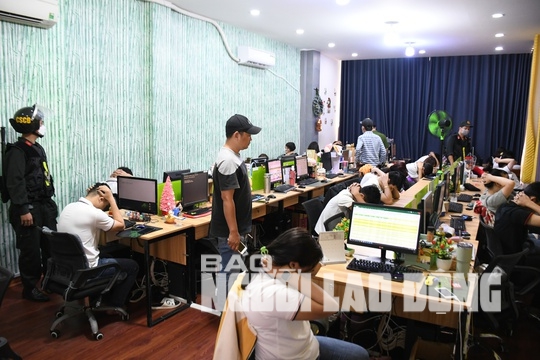 Vụ đột kích Công ty Luật TNHH Pháp Việt: Hàng ngàn nạn nhân bị dọa giết vợ, con - Ảnh 2. Vụ đột kích Công ty Luật TNHH Pháp Việt: Hàng ngàn nạn nhân bị dọa giết vợ, con - Ảnh 2.