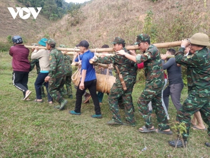 Phát hiện quả bom nặng 350kg trong trường học ở Điện Biên - Ảnh 1.