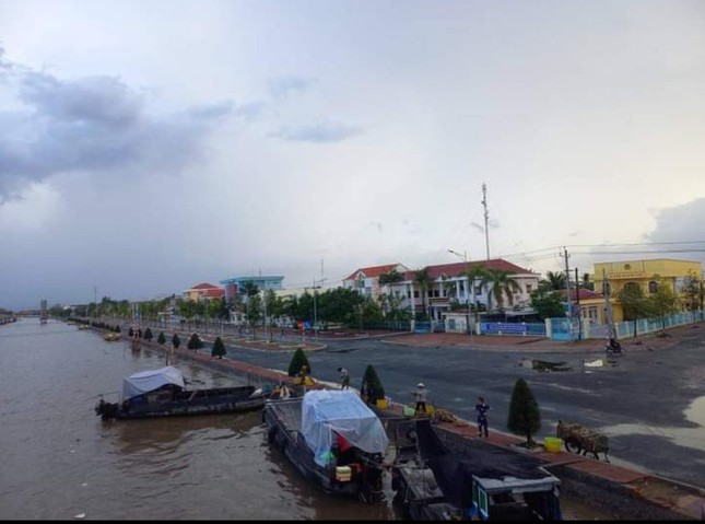 Cùng nhau đi chơi, một bé trai tử vong, một bé mất tích - Ảnh 1.