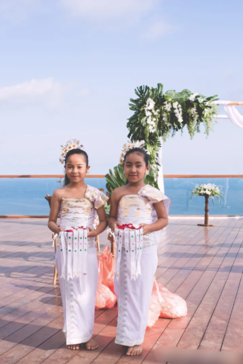 Đám cưới xịn mịn trên đảo Bali với vỏn vẹn chưa đến 20 khách trong suốt 3 ngày - Ảnh 12.
