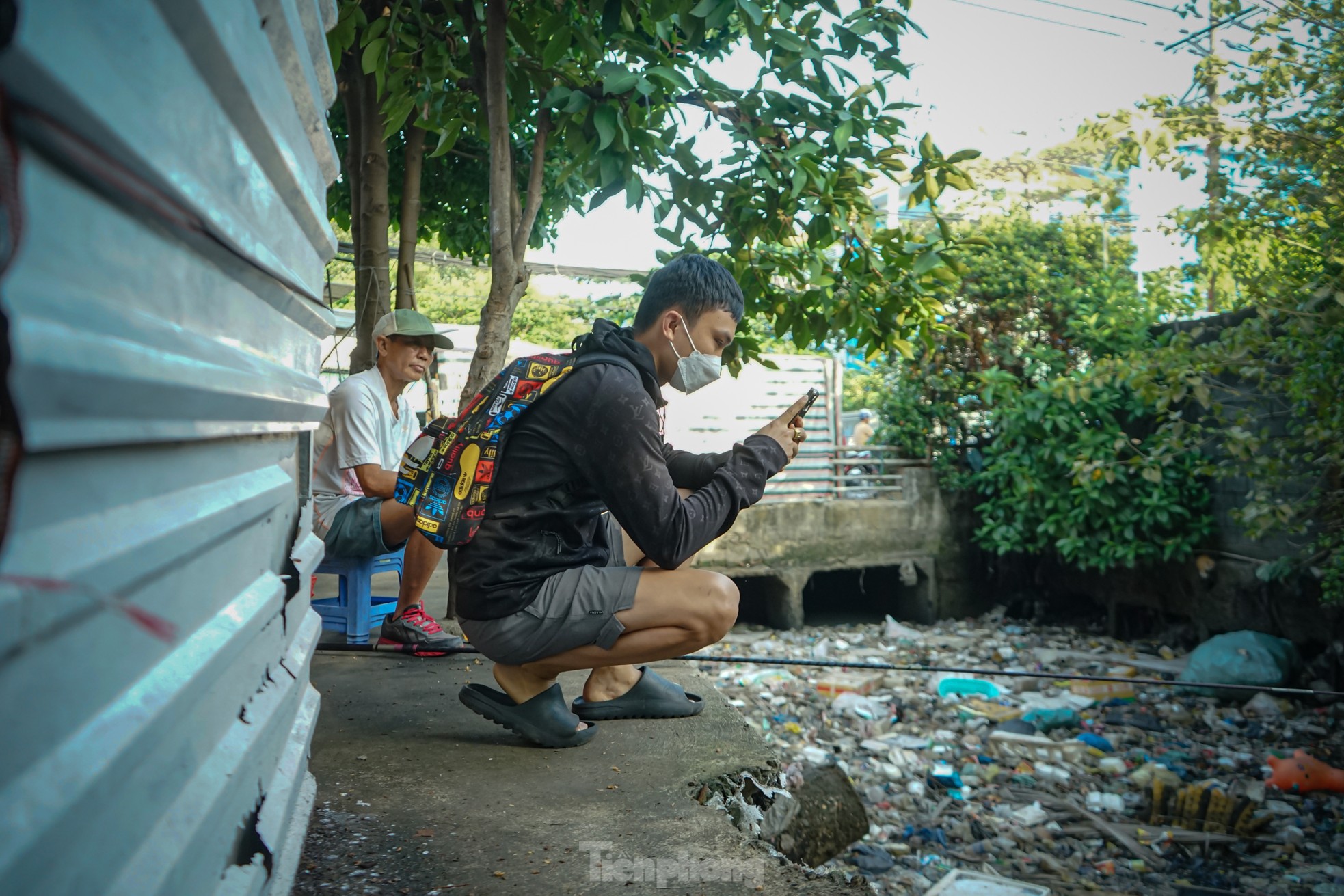 Những bạn trẻ làm chuyện 'không giống ai' ở Sài Gòn - Ảnh 4.