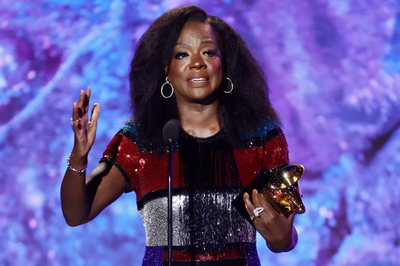 Vừa giành giải Grammy 2023, Viola Davis đã sở hữu đủ bộ 4 giải thưởng nghệ thuật danh giá nhất - Ảnh 2.