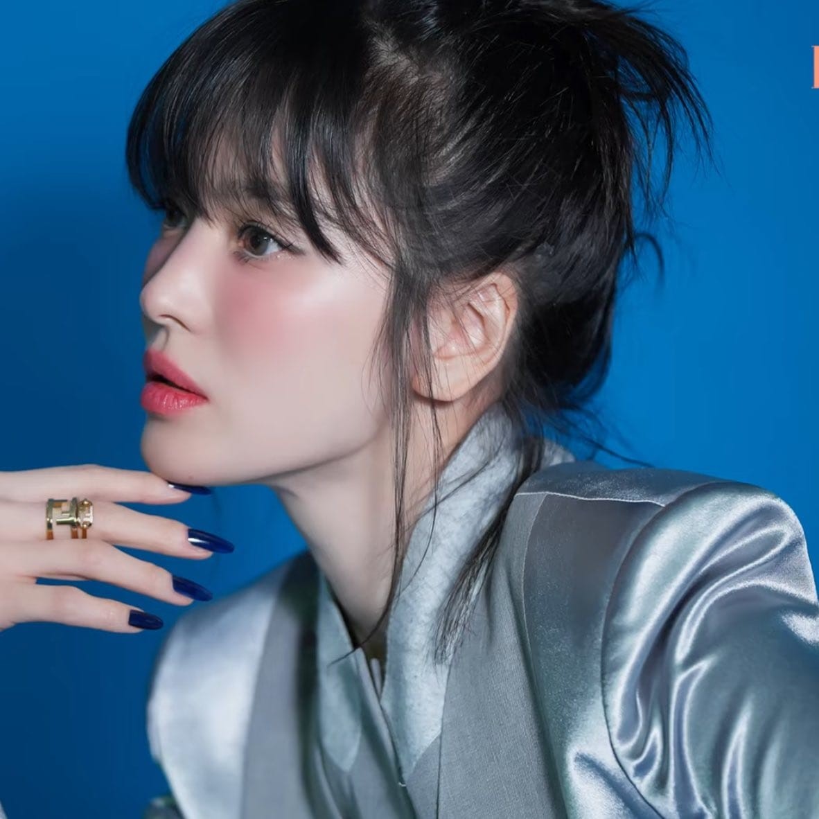 Nhan sắc Song Hye Kyo 20 năm trước g&acirc;y sốt - Ảnh 13.