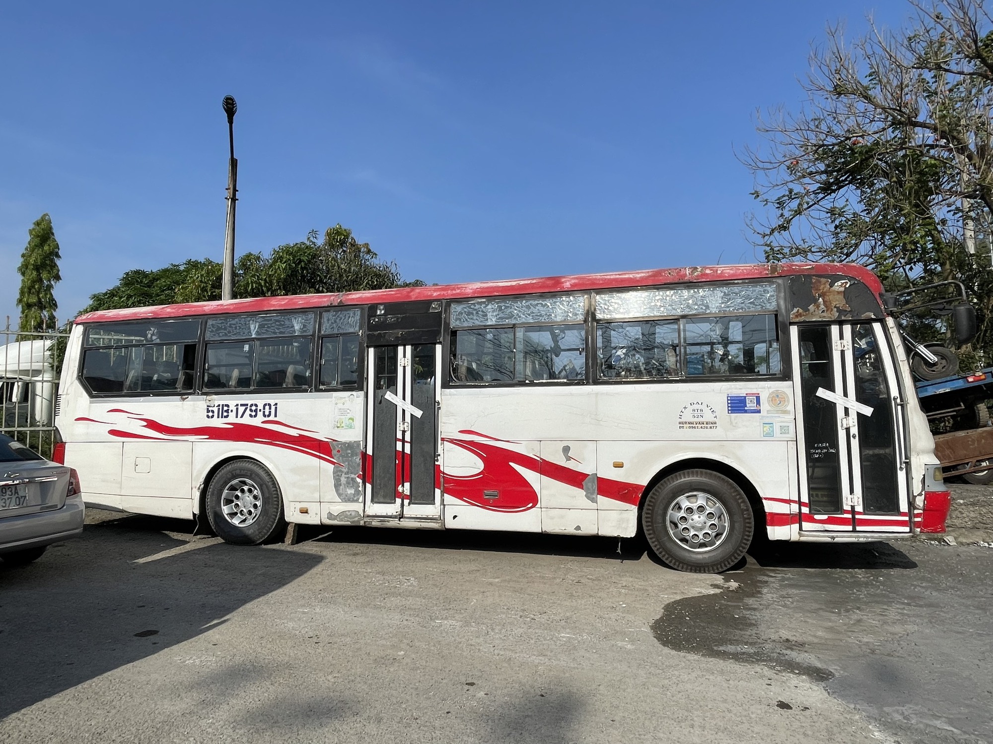 Bắt tài xế xe khách gây tai nạn chết người rồi bỏ trốn trên Quốc lộ 1A - Ảnh 1. Bắt tài xế xe khách gây tai nạn chết người rồi bỏ trốn trên Quốc lộ 1A - Ảnh 1.