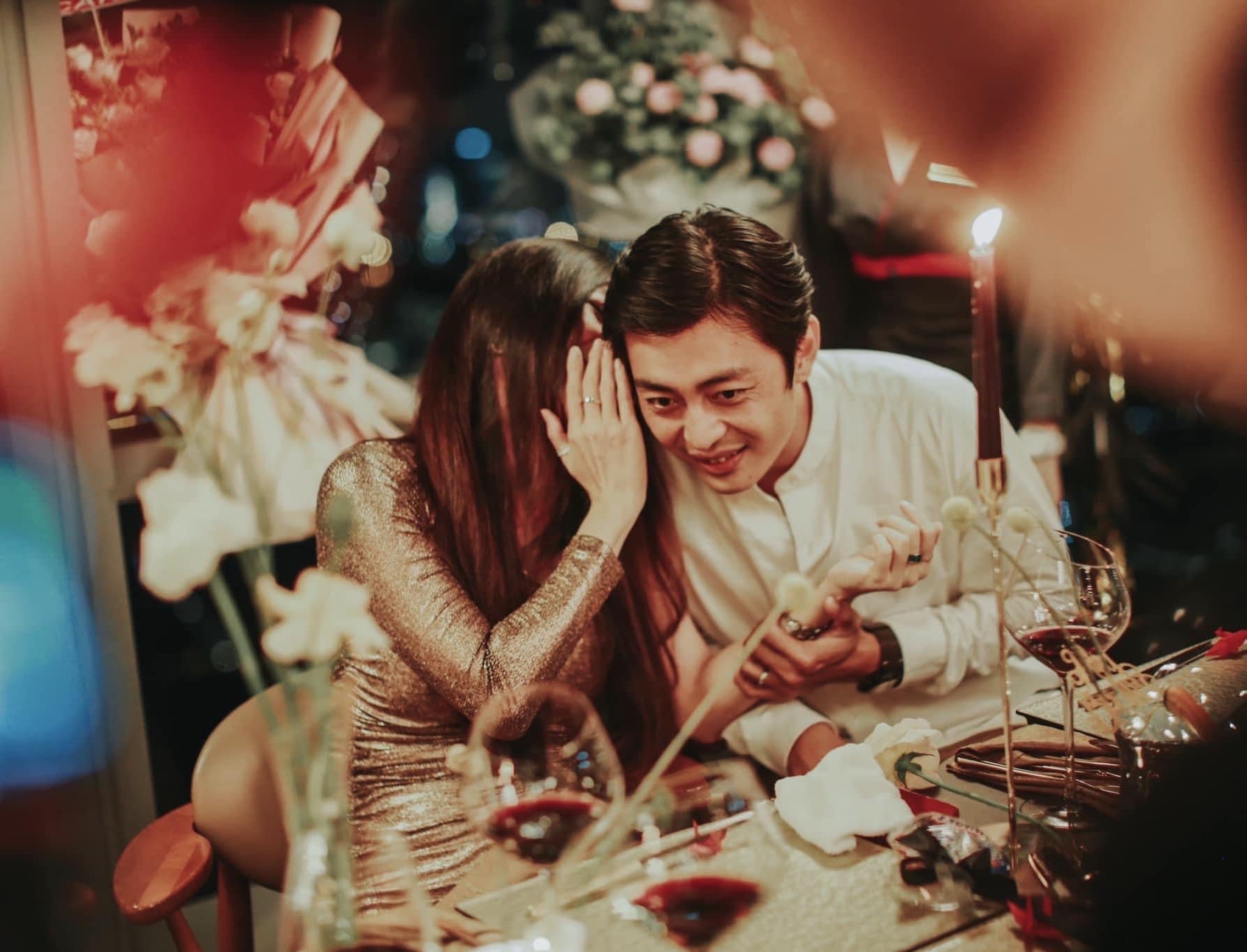Nam diễn viên ví như "Huỳnh Tông Trạch Việt Nam": U40 phong độ, hôn nhân viên mãn bên bà xã kín tiếng - Ảnh 6. Nam diễn viên ví như "Huỳnh Tông Trạch Việt Nam": U40 phong độ, hôn nhân viên mãn bên bà xã kín tiếng - Ảnh 6.