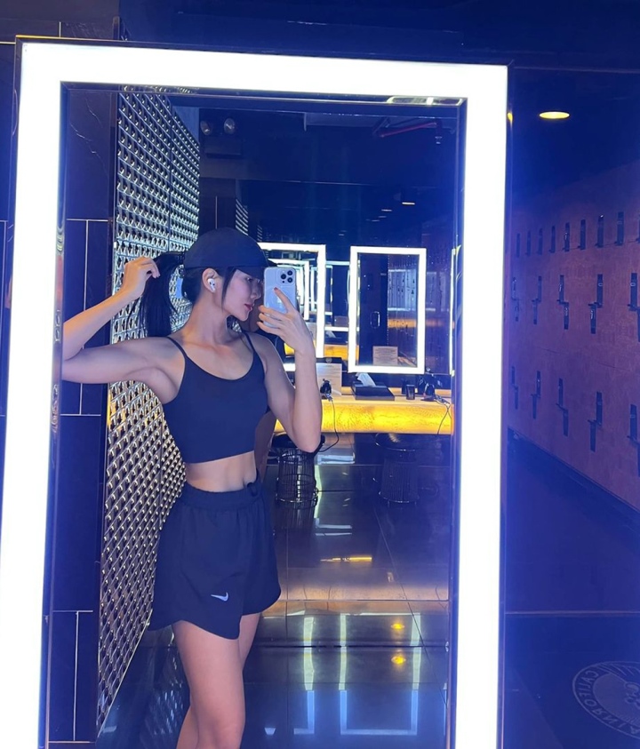 Sao Việt 1/3: Diva Hồng Nhung lần đầu kể kỷ niệm vui với nhạc sỹ Trịnh Công Sơn - Ảnh 9. Sao Việt 1/3: Diva Hồng Nhung lần đầu kể kỷ niệm vui với nhạc sỹ Trịnh Công Sơn - Ảnh 9.