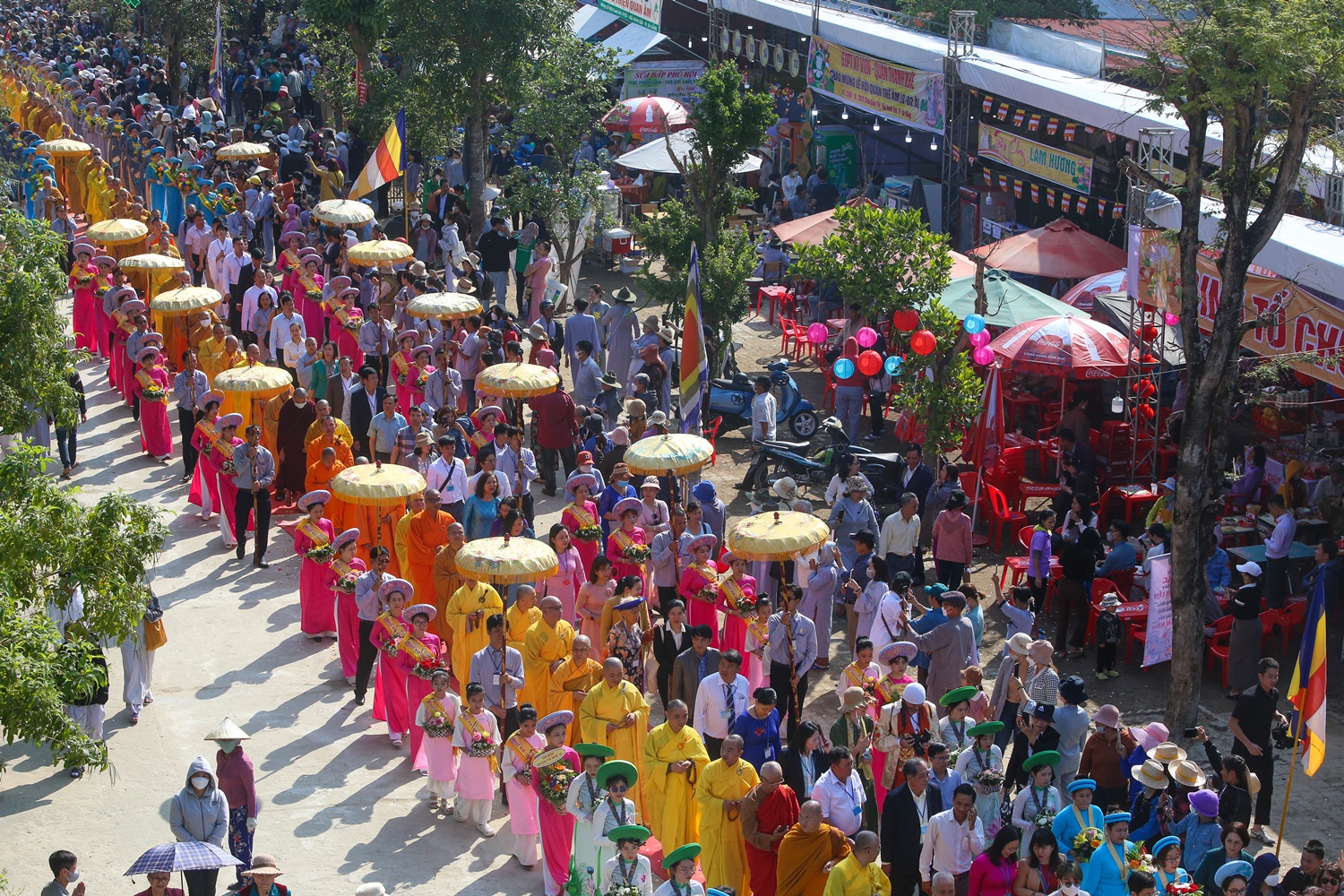 Hàng vạn người chen chân dự Lễ hội Quán Thế âm lớn nhất từ trước đến nay tại Đà Nẵng - Ảnh 9.