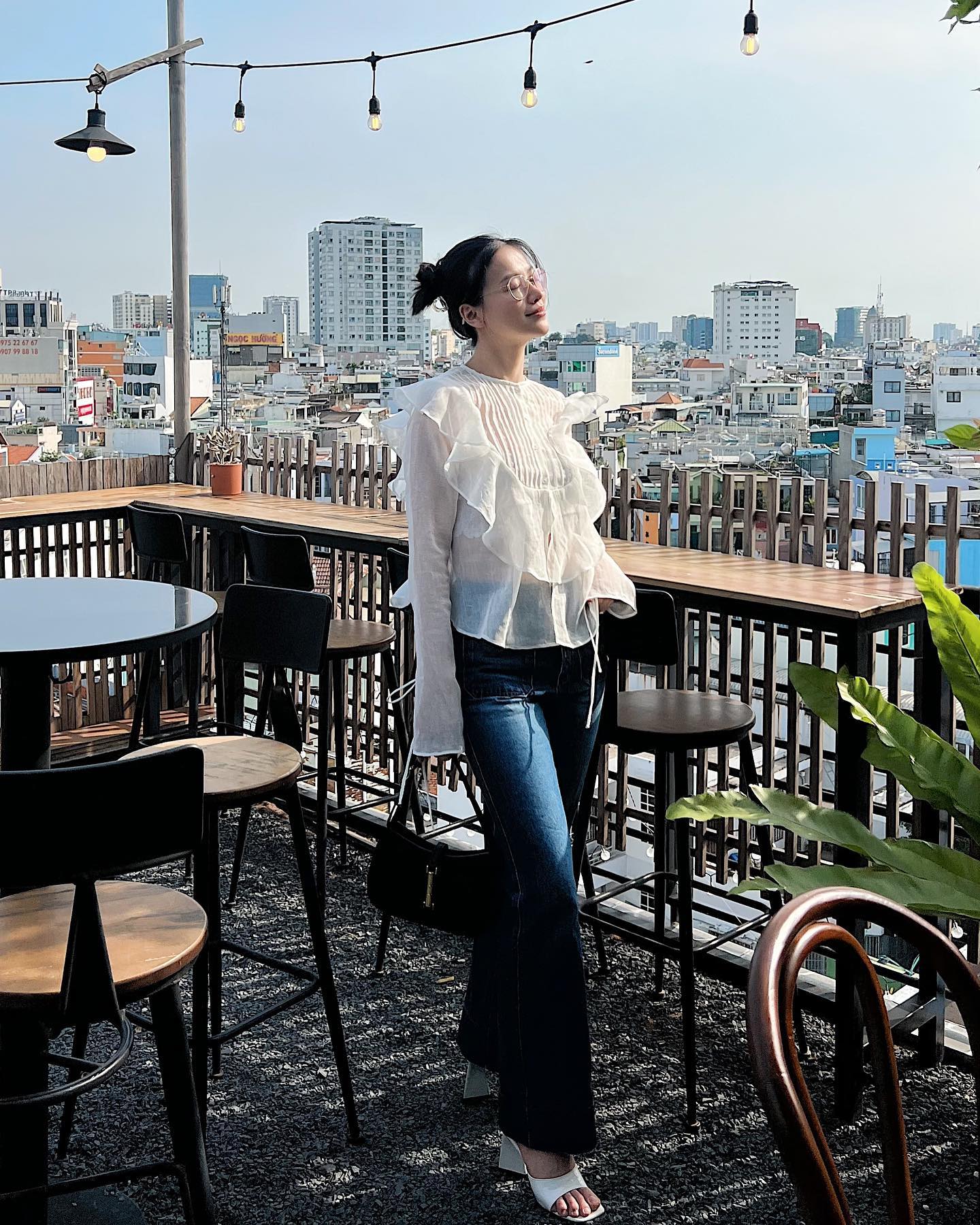 Hoa hậu Phương Khánh chuyên diện đồ trắng, nhờ &quot;biến hóa&quot; khéo mà không nhàm chán - Ảnh 5.