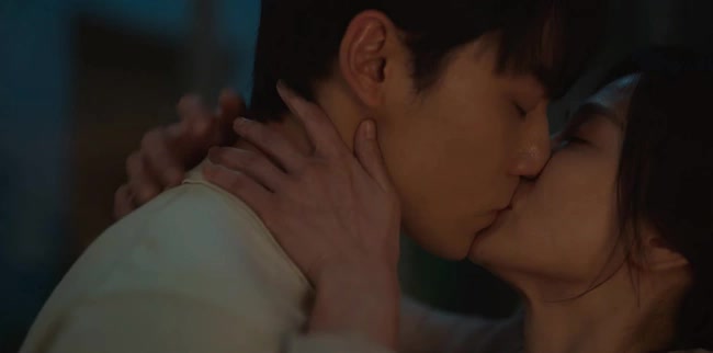 The Glory 2 của Song Hye Kyo 'càn quét' MXH cả châu Á: Ai cũng hả dạ vì cái kết, hot nhất lại không phải cảnh hôn của cặp chính? - Ảnh 4.