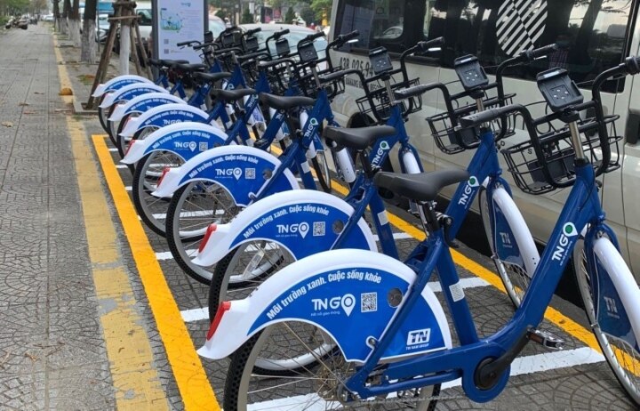 Đà Nẵng đặt 61 trạm xe đạp công cộng cho người dân, du khách thuê - Ảnh 1.