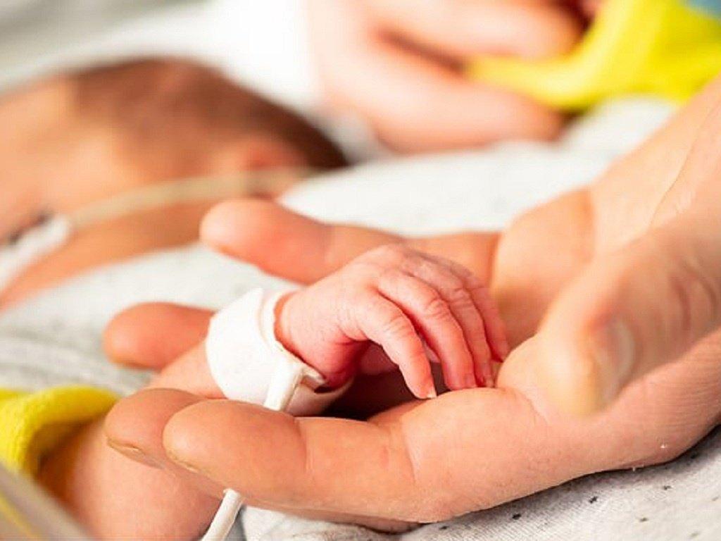 Trẻ mắc bàn chân bẹt đối mặt với 4 nguy cơ, bé gái dễ bị ảnh hưởng sinh sản - Ảnh 3.