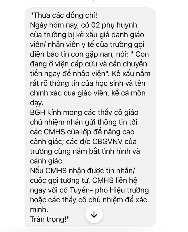 Chiêu lừa ‘chuyển tiền gấp để phẫu thuật cho con’: Hiệu trưởng phải làm gì? - Ảnh 1.