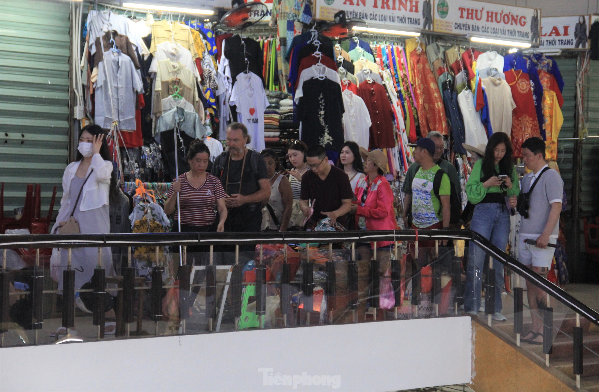 Lý do khách du lịch quốc tế đổ xô đến chợ Hàn - Đà Nẵng - Ảnh 11.