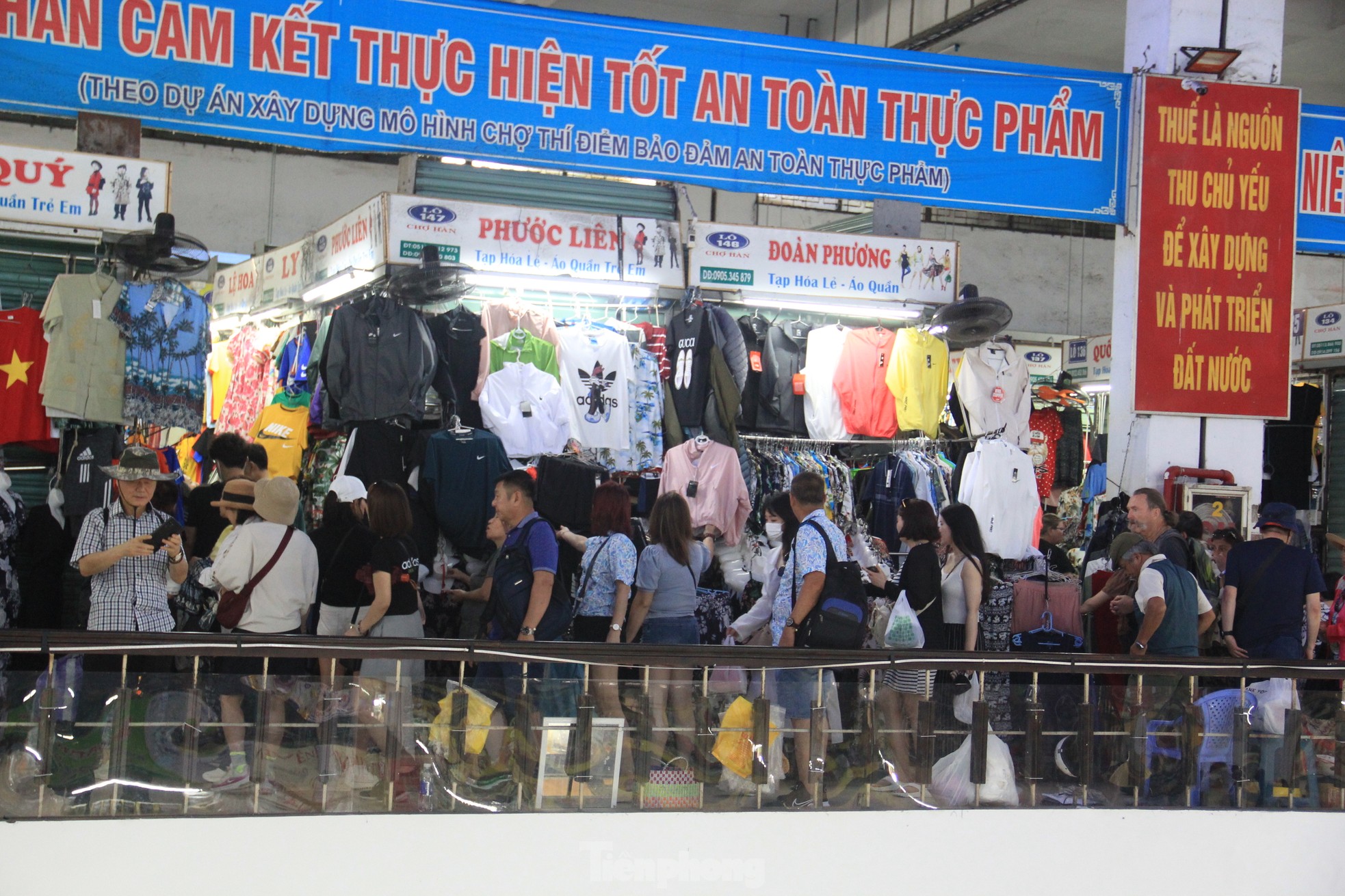 Lý do khách du lịch quốc tế đổ xô đến chợ Hàn - Đà Nẵng - Ảnh 10.