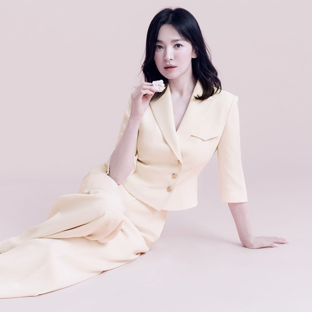 Cận cảnh nhan sắc Song Hye Kyo hơn 40 tuổi khi trang điểm nhạt nhòa