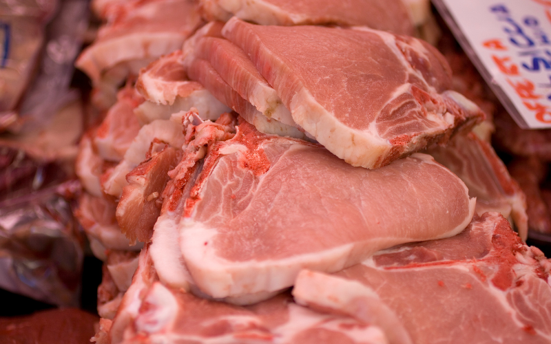 Cách phân biệt thịt lợn sạch và thịt lợn bẩn vô cùng dễ, có những điều không phải ai cũng biết - Ảnh 2.