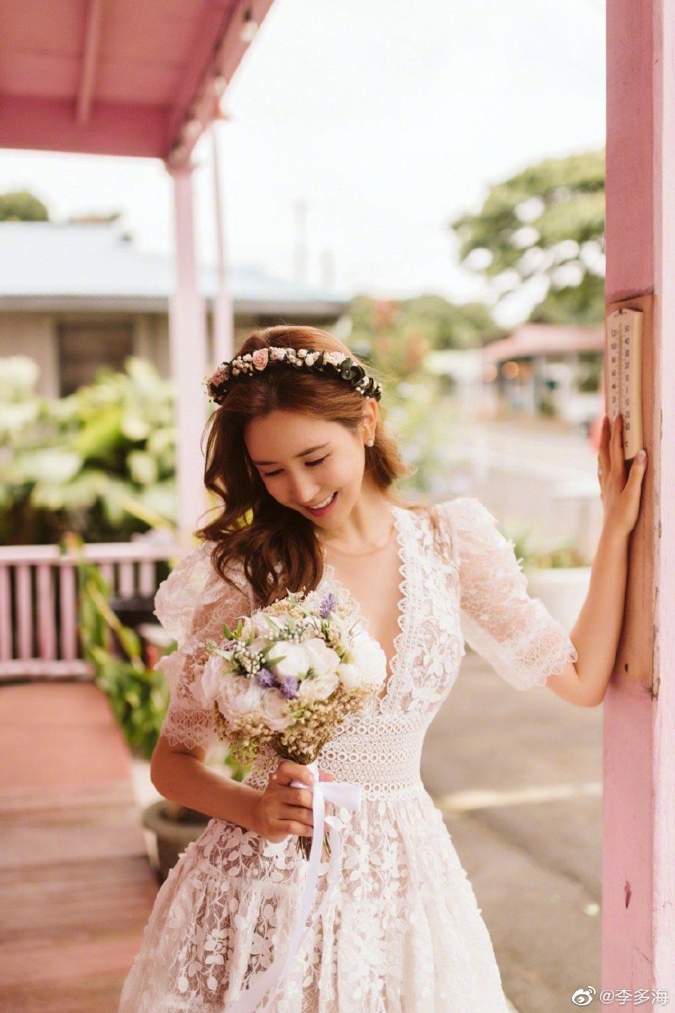 'Nữ hoàng dao kéo' Lee Da Hae tuyên bố kết hôn với nam ca sĩ Se7en - Ảnh 4. "Nữ hoàng dao kéo" Lee Da Hae tuyên bố kết hôn với nam ca sĩ Se7en - Ảnh 3.