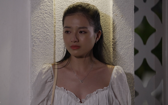 Nữ chính mờ nhạt nhất phim Việt hiện tại: Đã ngốc nghếch còn nhu nhược, xem hội phản diện còn thích hơn! - Ảnh 1. Nữ chính mờ nhạt nhất phim Việt hiện tại: Đã ngốc nghếch còn nhu nhược, xem hội phản diện còn thích hơn! - Ảnh 1.