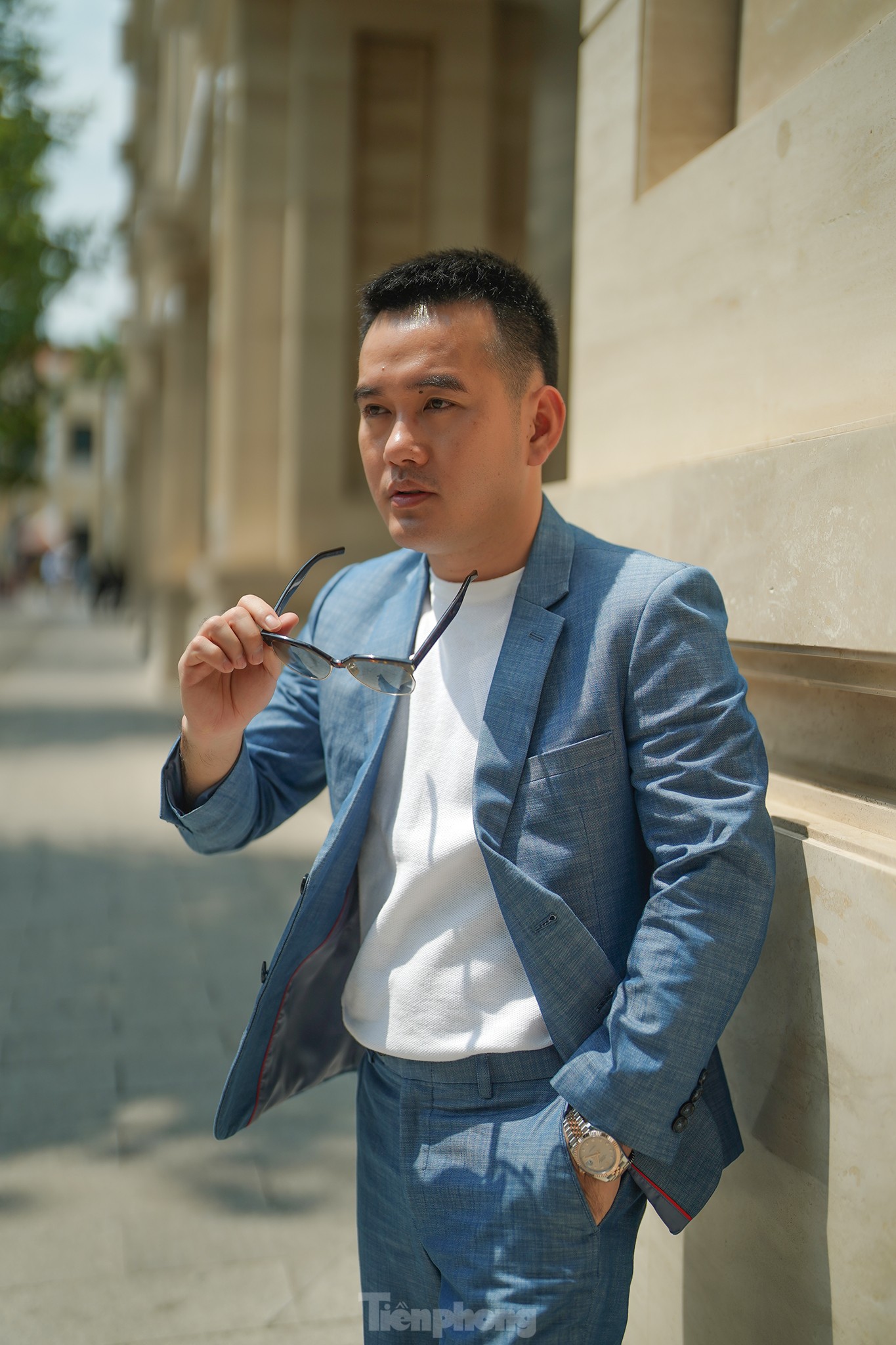 NTK Lê Thanh Hòa: 'Tôi không thuê sao quốc tế mặc đồ của mình ở Oscar' - Ảnh 5.