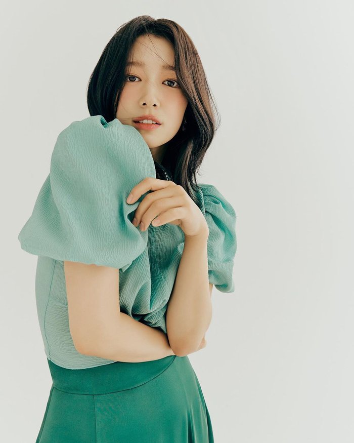 Park Shin Hye khoe sắc vóc đẹp ngỡ ngàng hậu sinh con - Ảnh 7.