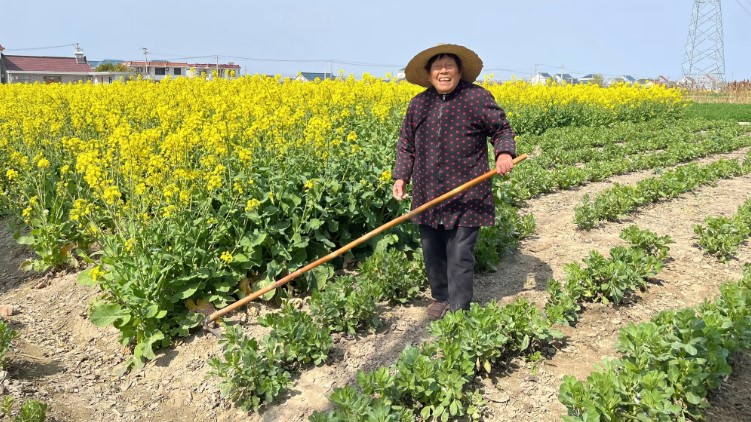 Lặp lại tình trạng Nhật Bản gặp phải 14 năm trước, Trung Quốc có lâm vào &quot;thập kỷ mất mát&quot; tương tự? - Ảnh 2.