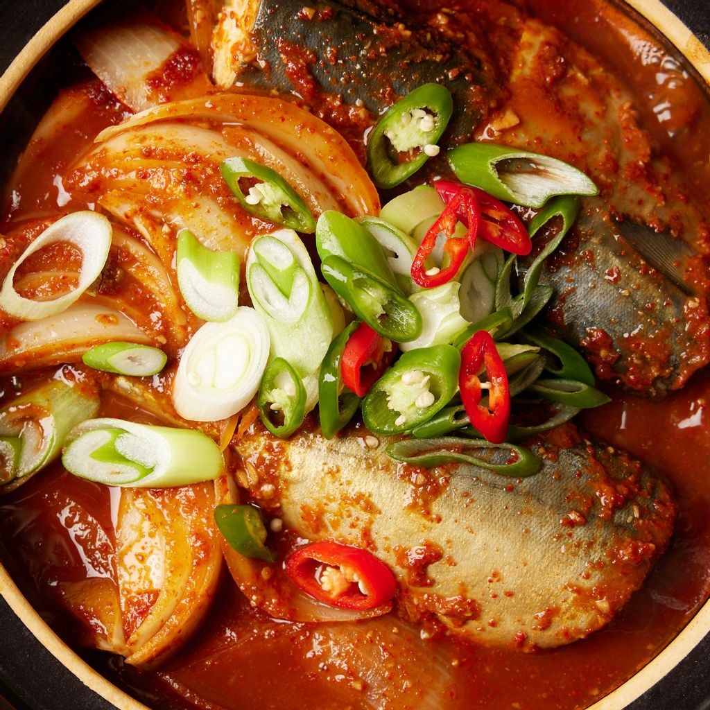 Đổi vị cho bữa cơm gia đình với món cá thu kho tộ thơm nức khiến ai cũng phải tấm tắc khen ngon - Ảnh 7. Đổi vị cho bữa cơm gia đình với món cá thu kho tộ thơm nức khiến ai cũng phải tấm tắc khen ngon - Ảnh 7.