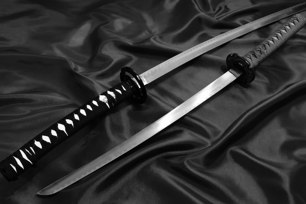 5 thanh kiếm samurai đắt giá nhất thế giới, kỷ lục lên đến 2351 tỷ đồng - Ảnh 1.
