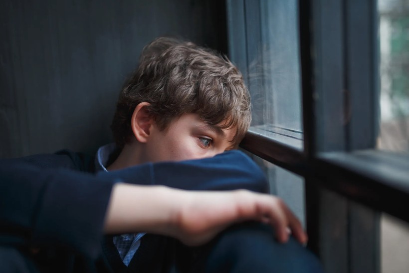 Dấu hiệu trầm cảm ở trẻ cha mẹ tuyệt đối không được bỏ qua - Ảnh 1.