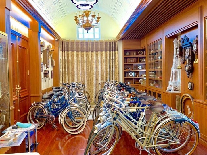 Cận cảnh bộ sưu tập xe đạp cổ đồ sộ nhất Việt Nam - Ảnh 2.