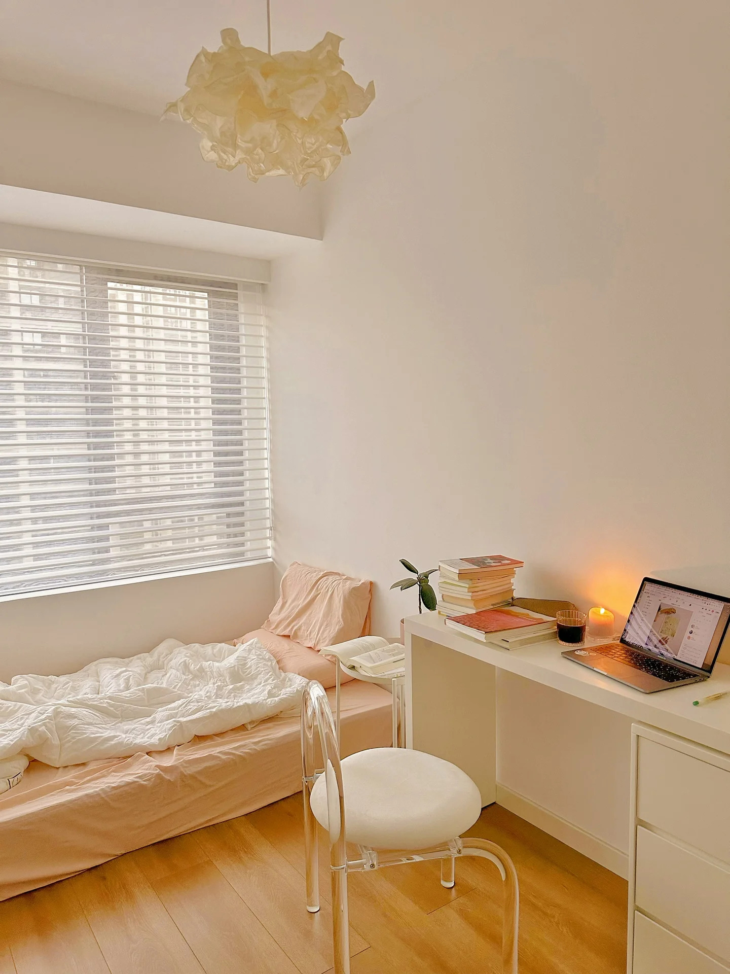 Mẹ đảm khéo thiết kế căn hộ nhỏ 43m² thành không gian sống ấm cúng đốn tim người nhìn - Ảnh 8. Mẹ đảm khéo thiết kế căn hộ nhỏ 43m² thành không gian sống ấm cúng đốn tim người nhìn - Ảnh 8.