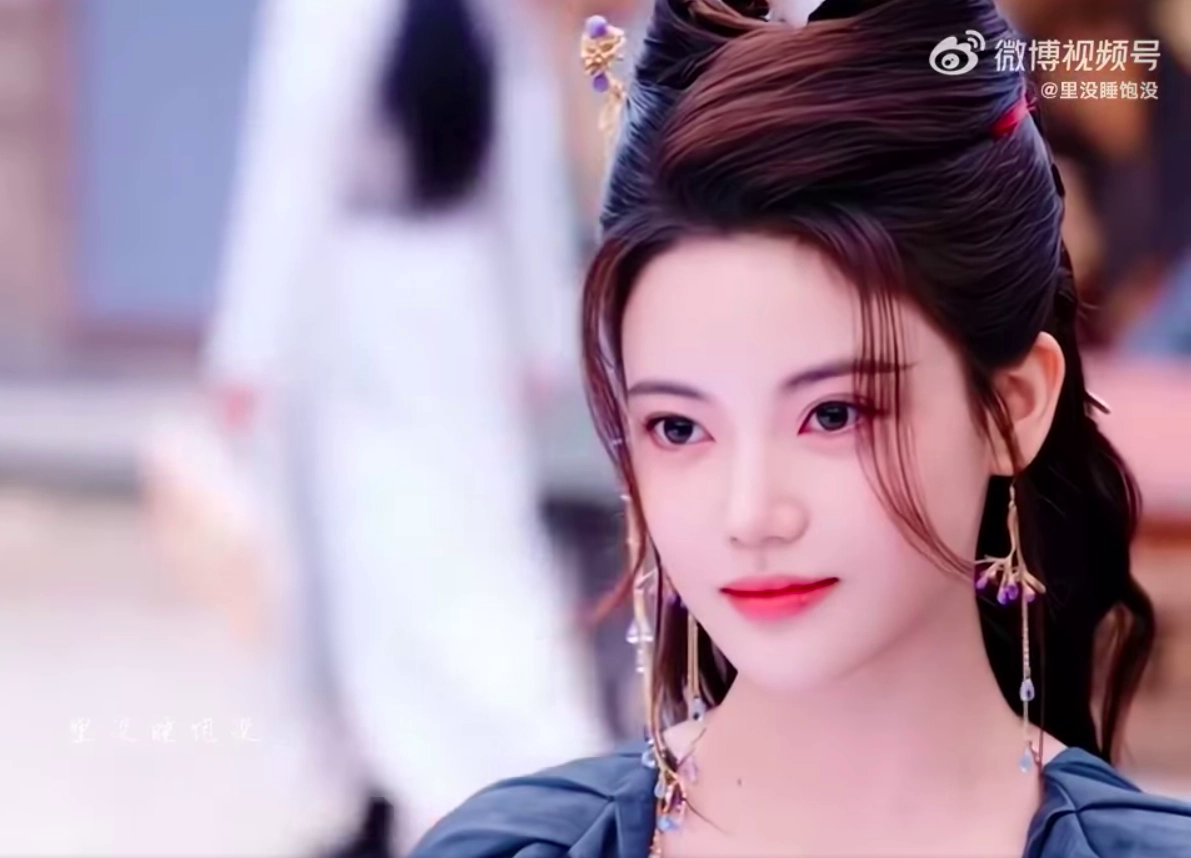 Nữ phụ gây chấn động 'Trường nguyệt tẫn minh': Đẹp lấn át Bạch Lộc, sinh năm 2k chỉ cần liếc mắt cũng ra dáng 'hồ ly' - Ảnh 8. Nữ phụ gây chấn động 'Trường nguyệt tẫn minh': Đẹp lấn át Bạch Lộc, sinh năm 2k chỉ cần liếc mắt cũng ra dáng 'hồ ly' - Ảnh 8.