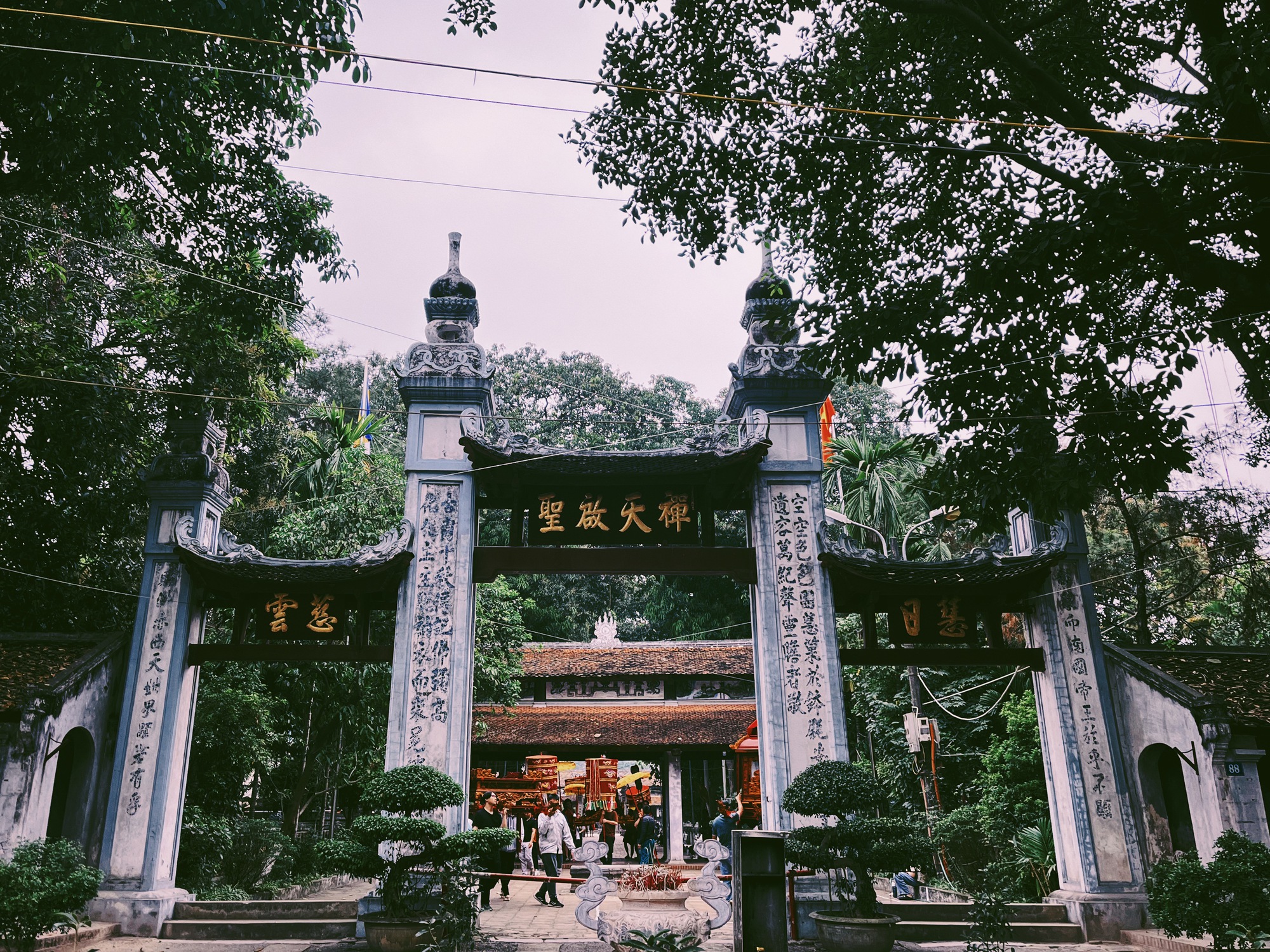 Điều có thể bạn chưa biết về ngôi chùa nổi tiếng nằm cạnh 2 trường đại học top đầu Hà Nội - nơi mệnh danh &quot;đệ nhất tùng lâm&quot; chốn kinh kỳ xưa - Ảnh 3.