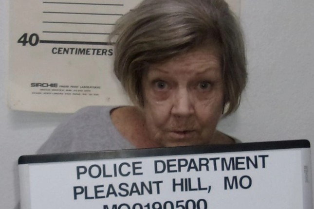 Mỹ: Cụ bà U80 bị bắt vì nghi cướp ngân hàng lần thứ ba - Ảnh 1.
