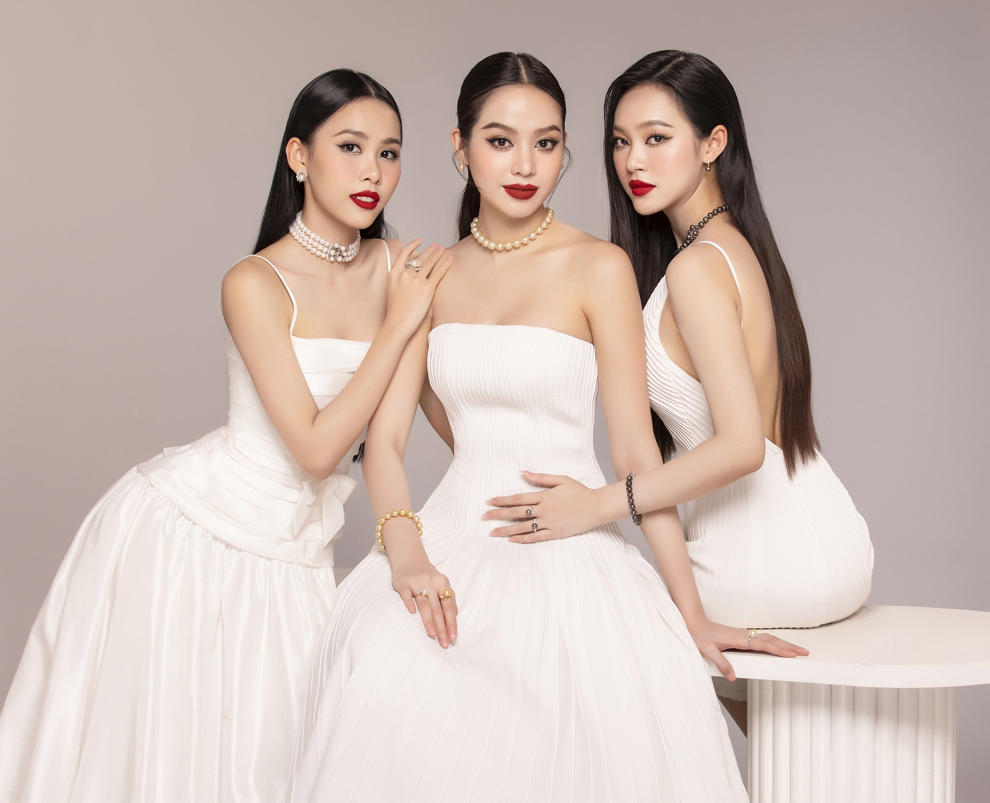 Nhan sắc Top 3 Hoa hậu Việt Nam 2022 sau 4 tháng đăng quang - Ảnh 2.