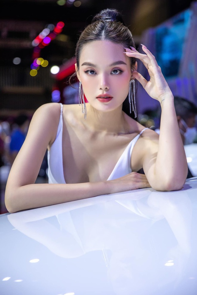 Chân dài Vietnams Next Top Model thông báo được bạn trai cầu hôn - Ảnh 6.