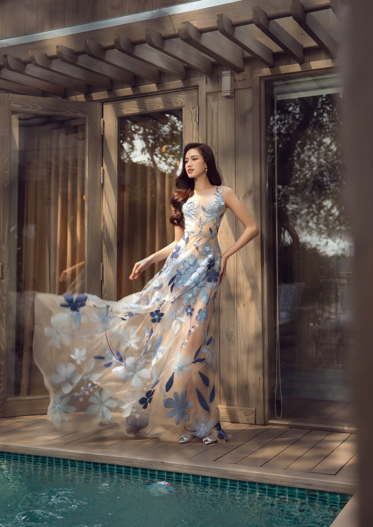 Hoa hậu Đỗ Thị Hà ngày càng quyến rũ sau 3 năm đăng quang - Ảnh 15.