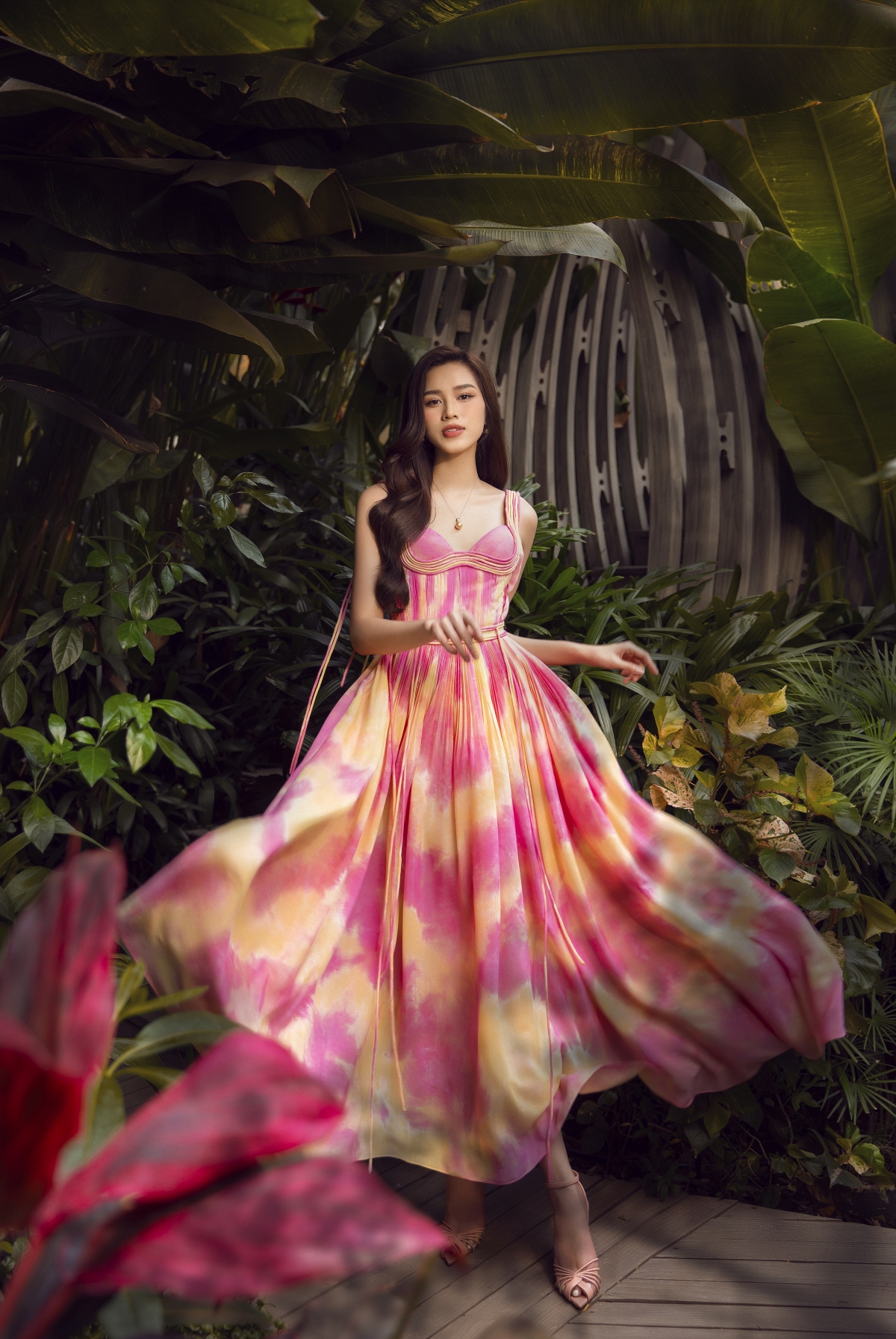 Hoa hậu Đỗ Thị Hà ngày càng quyến rũ sau 3 năm đăng quang - Ảnh 21.