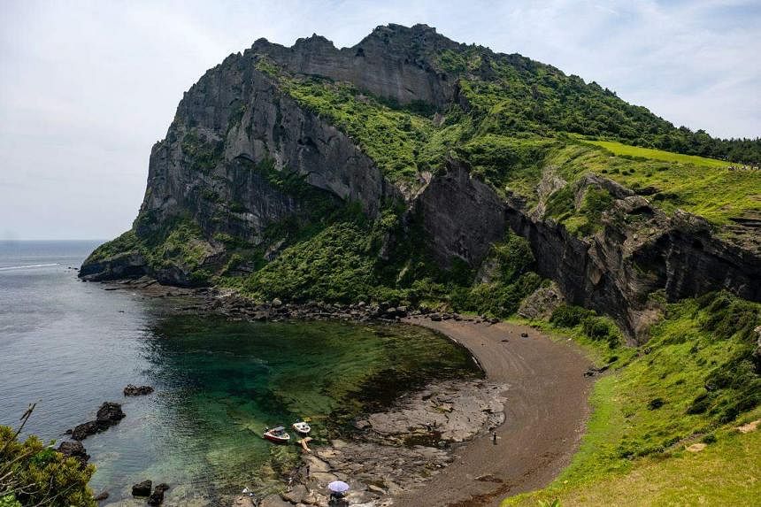 Đảo Jeju, Hàn Quốc dự tính áp đặt phí du lịch - Ảnh 1.