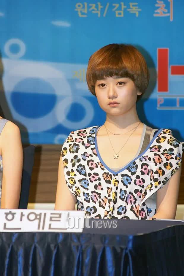 Sao Hàn trả giá vì lùm xùm bạo lực học đường: 2 idol phải rời nhóm chưa sốc bằng sao nhí Những Nàng Công Chúa Nổi Tiếng - Ảnh 5.