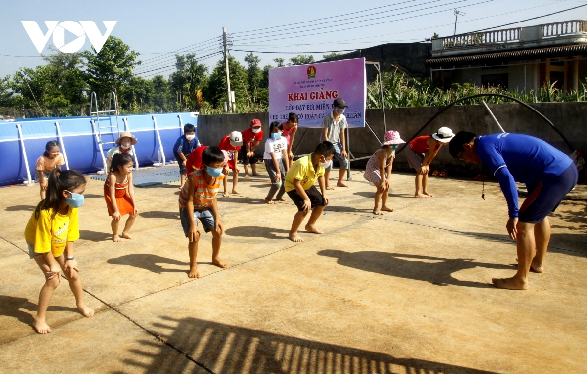 “Cai nghiện” TikTok cho con trẻ cần giải pháp từ nhiều phía - Ảnh 2.