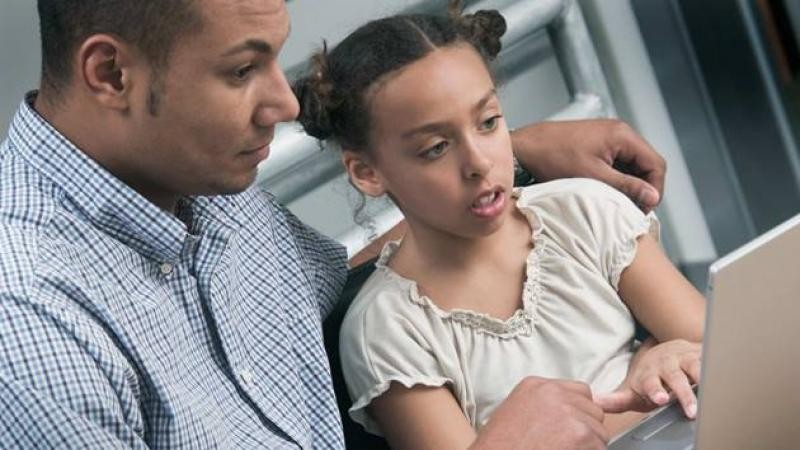 Dạy trẻ c&aacute;ch tho&aacute;t khỏi kẻ xấu đeo b&aacute;m - Ảnh 4.