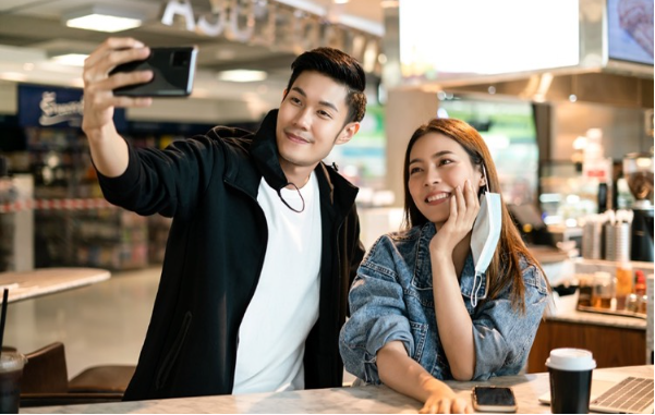 Cách quẹt ra vé máy bay mà không cần Tinder - Ảnh 2. Cách quẹt ra vé máy bay mà không cần Tinder - Ảnh 2.