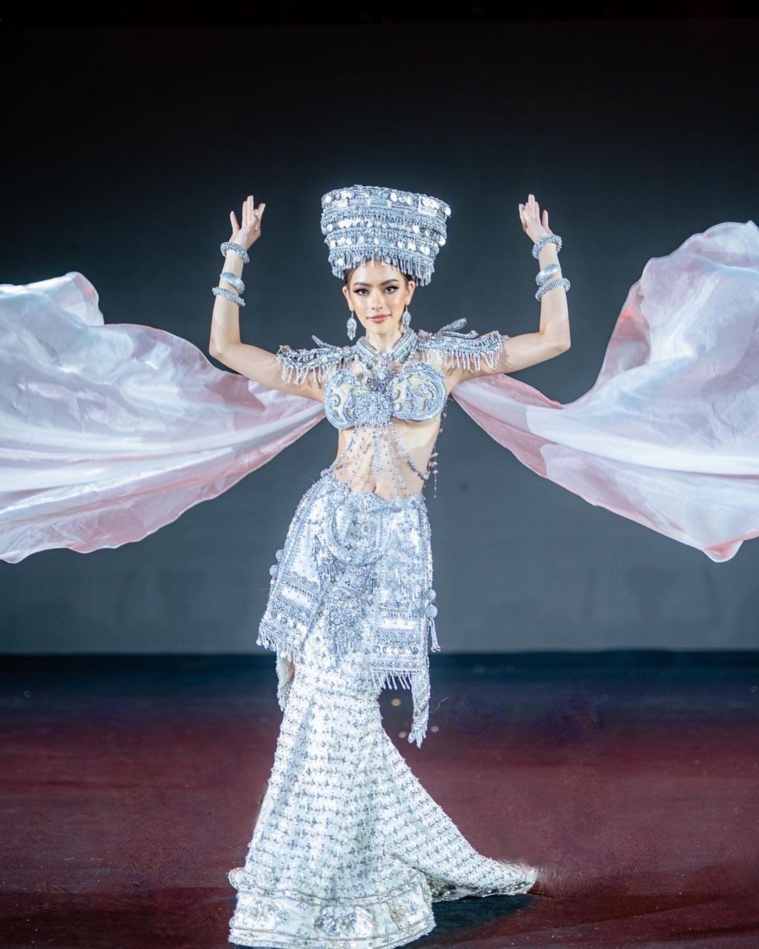 Màn trình diễn của người đẹp gốc Việt ở Hoa hậu Hòa bình Thái Lan - Ảnh 14.