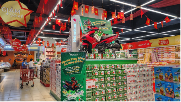 Mừng đại lễ, giảm vô kể: LOTTE Mart tung loạt ưu đãi siêu hấp dẫn hút khách mua sắm - Ảnh 1.